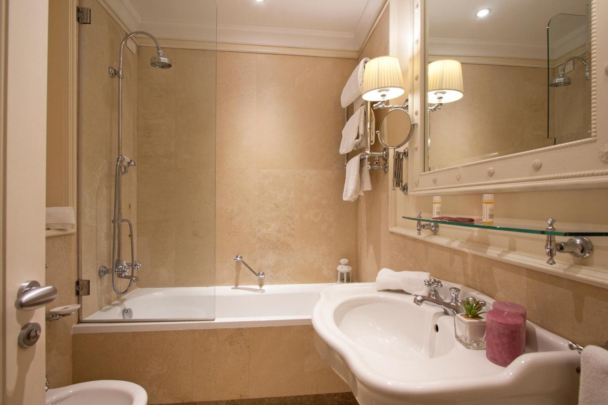 Serristori Palace Residence Флоренция Стая снимка