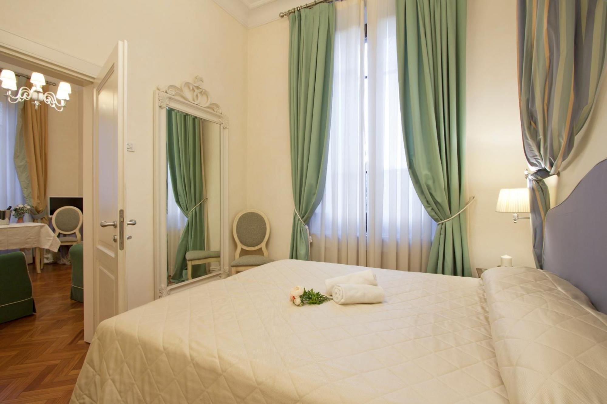 Serristori Palace Residence Флоренция Стая снимка