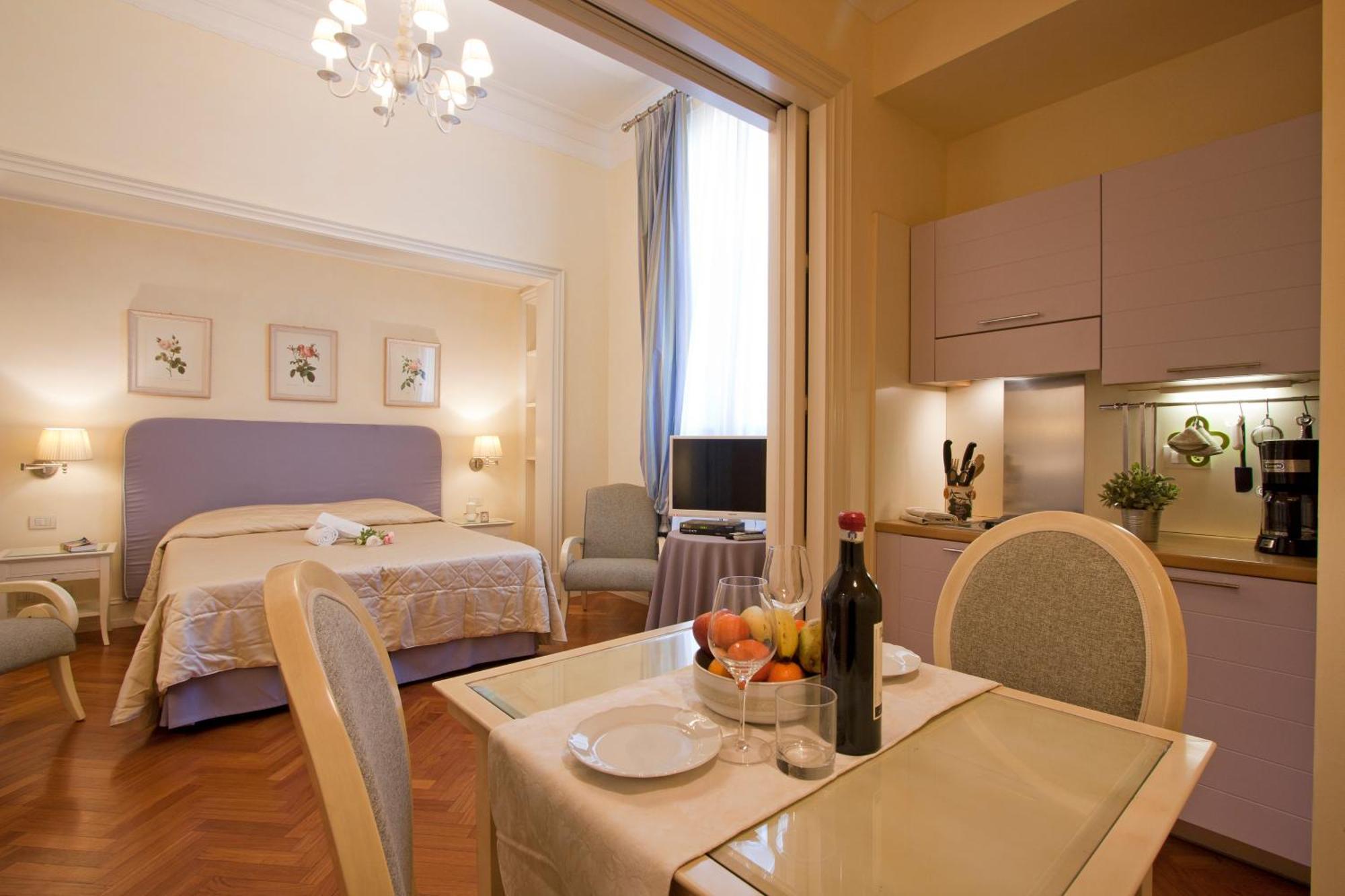 Serristori Palace Residence Флоренция Стая снимка